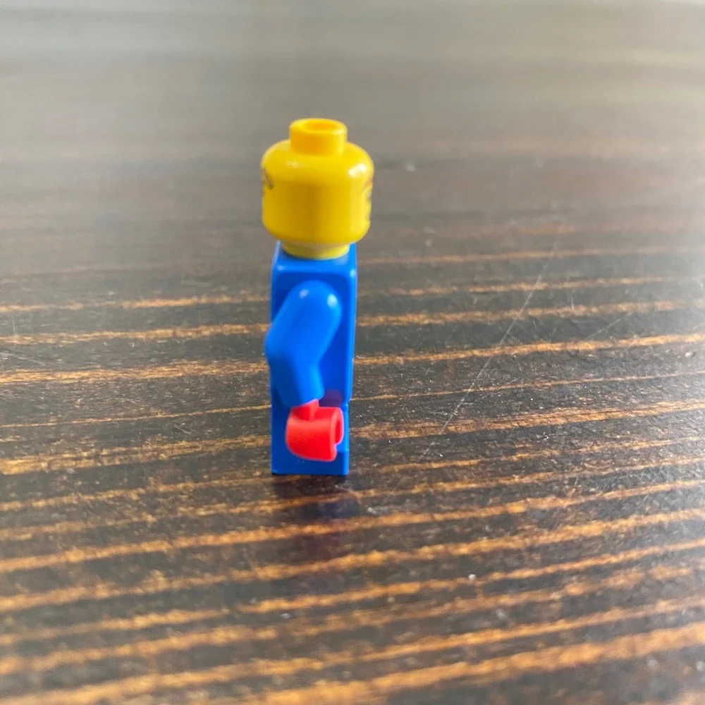 LEGO Marvel Spider-Man Minifigure Blue Torso Yellow Head Dual Face Bandage Short